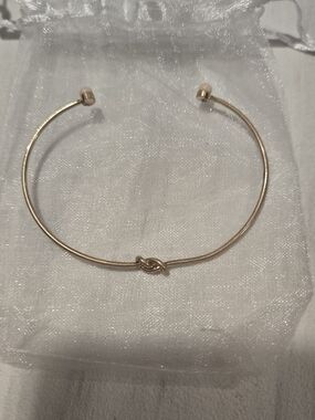 Plunder Gold Knot Open Bangle Bracelet